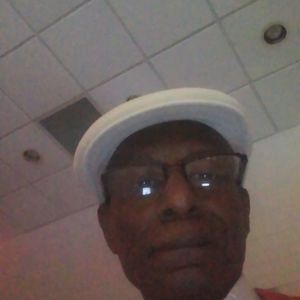 Meet your Posher, Gregory